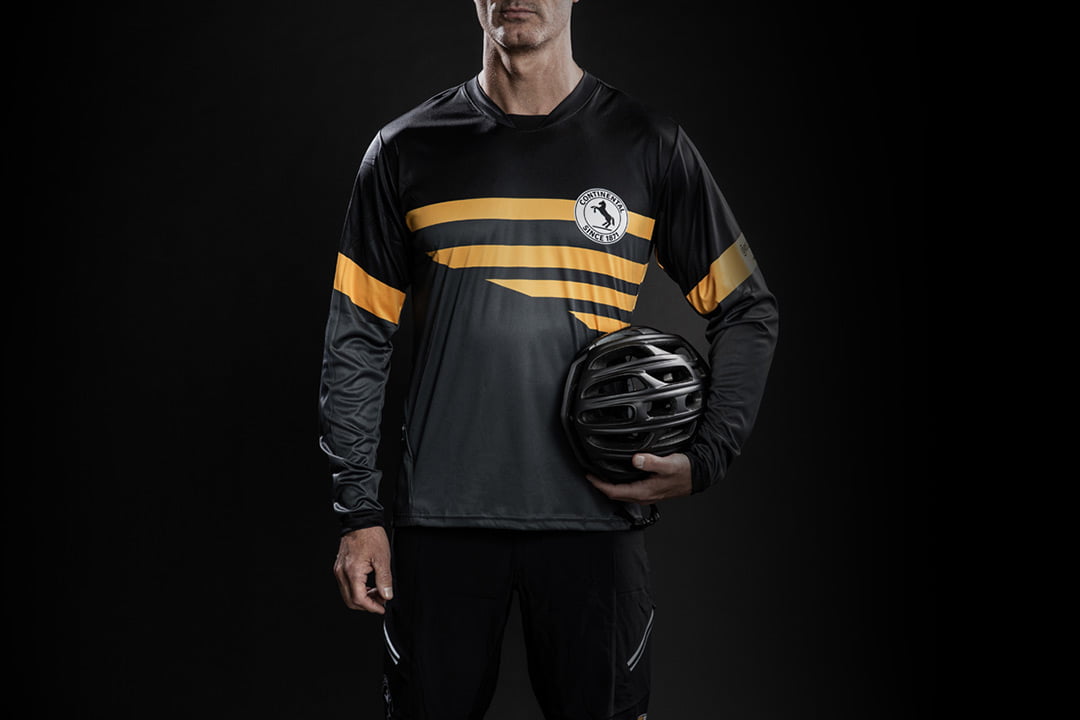 Continental Cycling Kit jersey